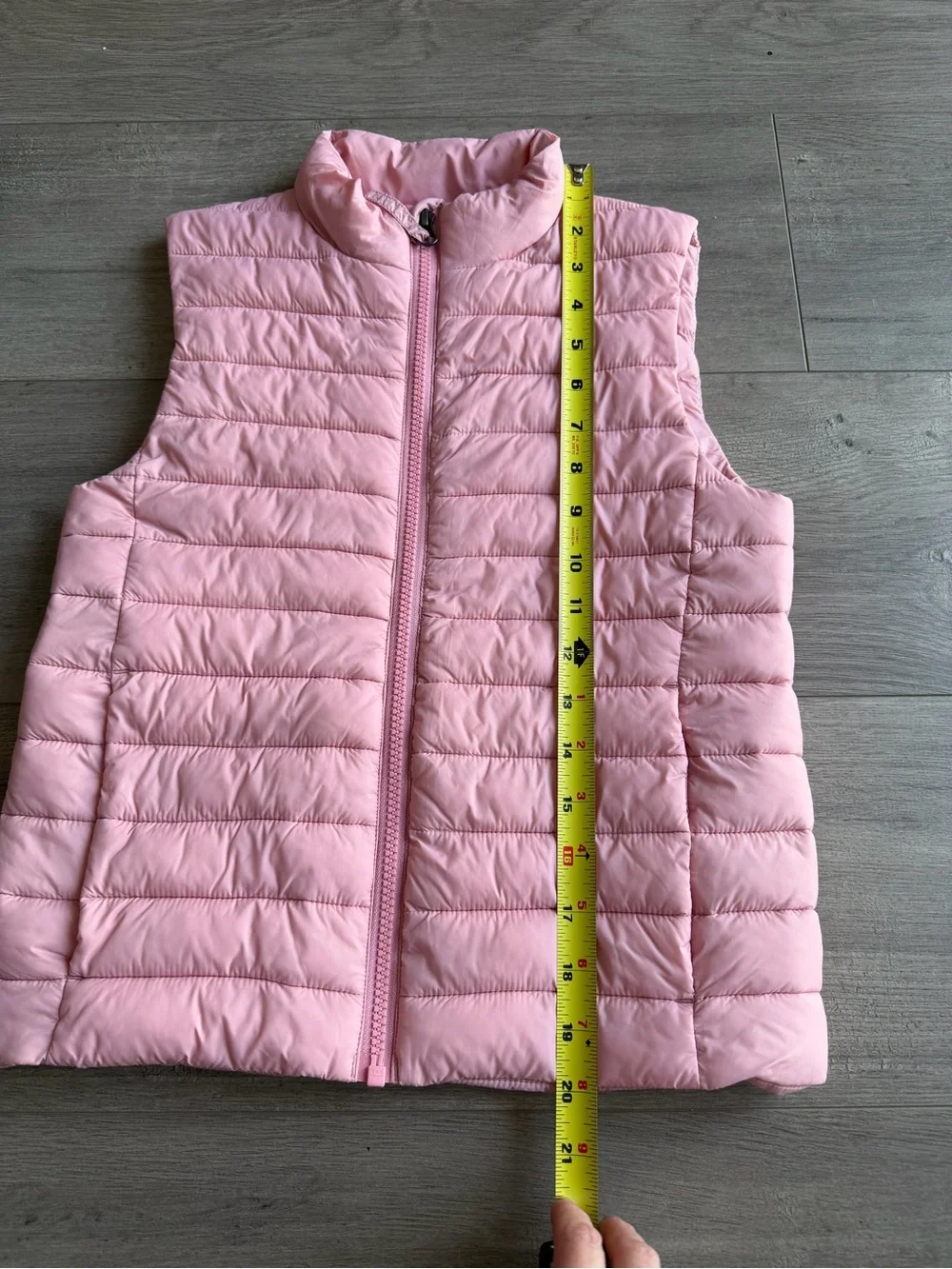 Lands End insulated puffer vest - size small (8) - muted pink
